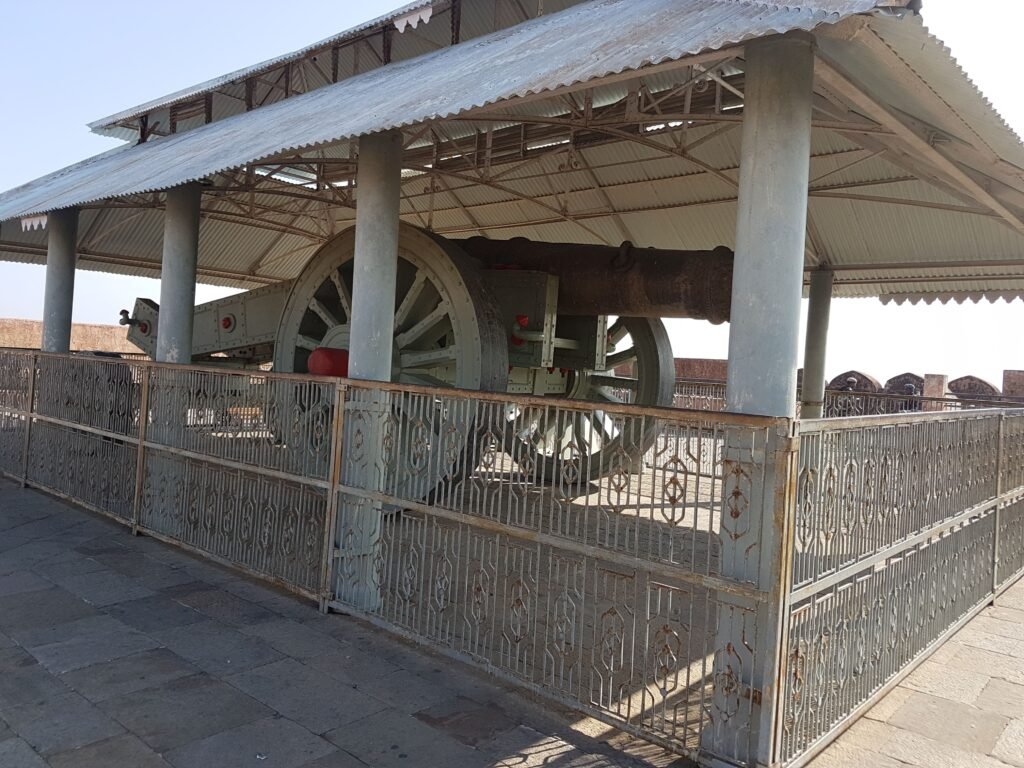 Jaivana Cannon Jaigarh Fort (1)